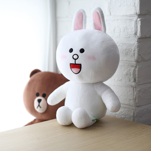 GẤU BROWN VÀ THỎ BÔNG CONY ĐÁNG YÊU NGỘ NGHĨNH TẠI CỬA HÀNG GẤU BÔNG